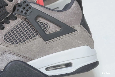 AIR 4 JORDAN "TAUPE HAZE" DB0732-200 RETRO 0928